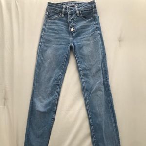 Like new AE jeggings.